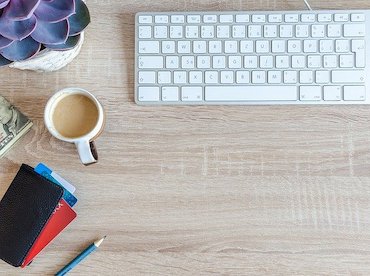 インターネット側の情報から企業のセキュリティを可視化する