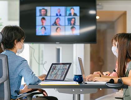 Deliver superior financial services experience with video conferencing tools